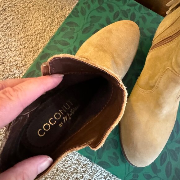 Coconuts by Matisse Ankle Boots - Picture 5 of 6